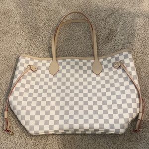 Pink Lily Timeless Tote Bag/Wristlet